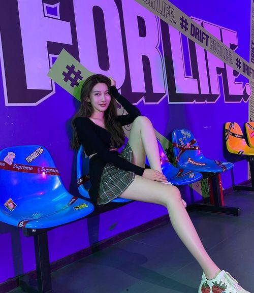 网友爆料抢鞋视频大全下载,抢鞋大战视频大全，揭秘疯狂抢购瞬间